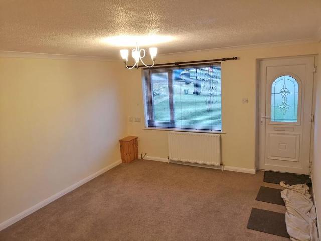 2 bedroom house to rent