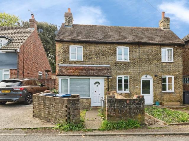 2 bedroom house to rent