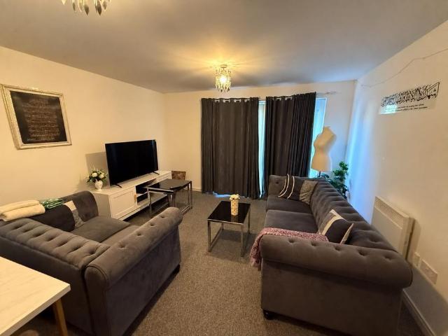 2 bedroom house to rent