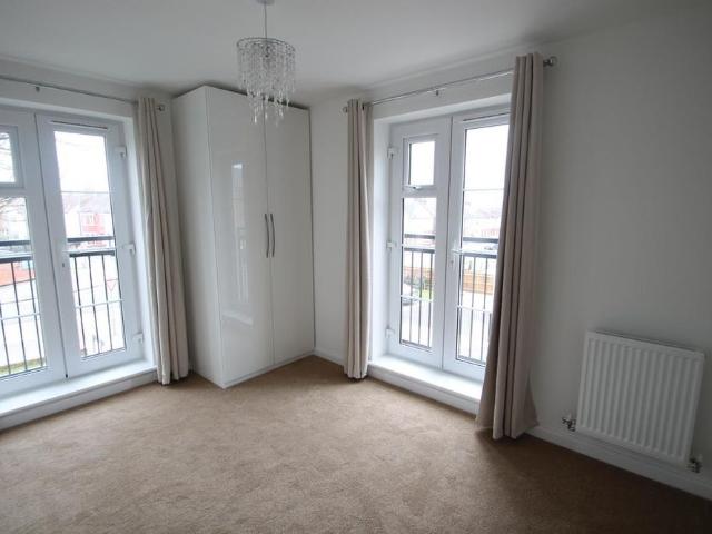 2 bedroom house to rent