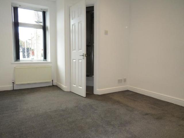 2 bedroom house to rent
