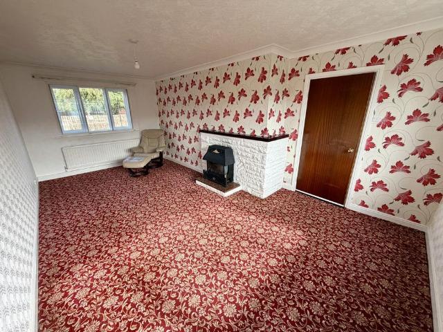2 bedroom house to rent