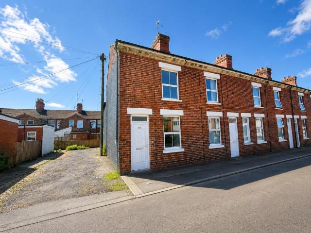2 bedroom house to rent