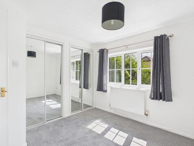 2 bedroom house to rent