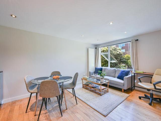 2 bedroom house to rent