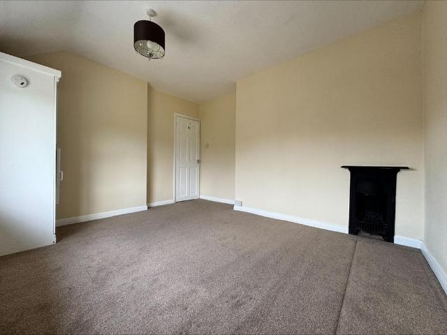 2 bedroom house to rent