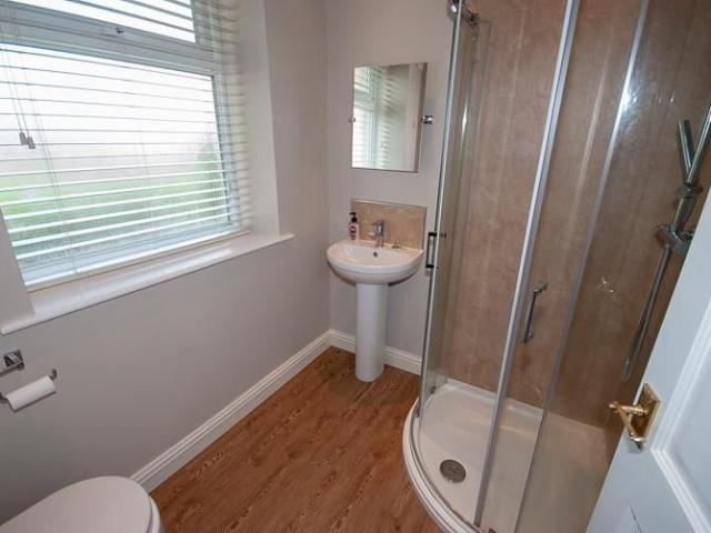 2 bedroom house to rent