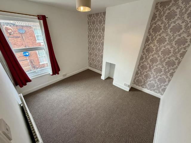 2 bedroom house to rent