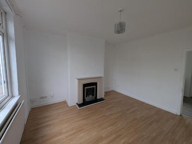 2 bedroom house to rent