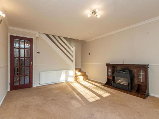 2 bedroom house to rent