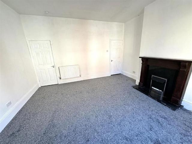 2 bedroom house to rent