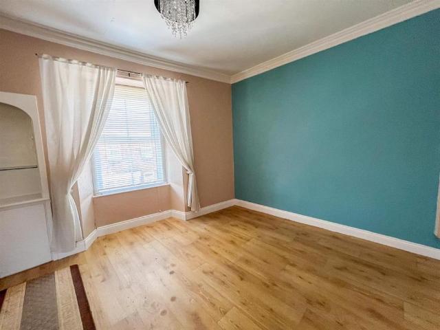 2 bedroom house to rent