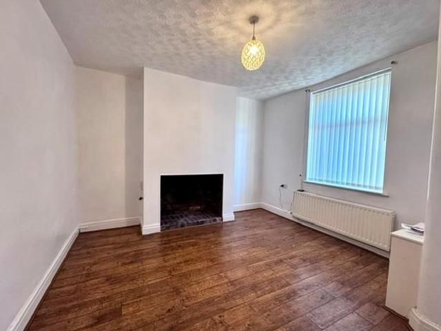 2 bedroom house to rent