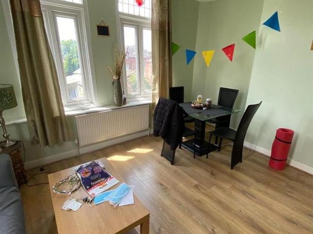 2 bedroom house to rent