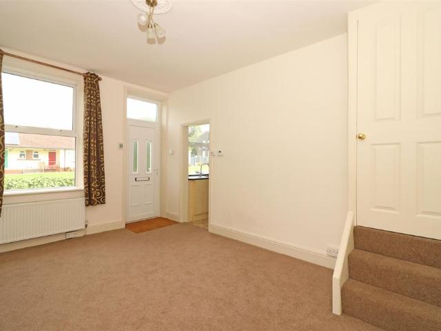 2 bedroom house to rent