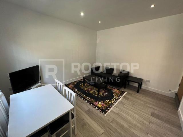 2 bedroom house to rent