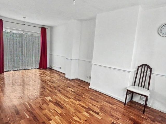 2 bedroom house to rent