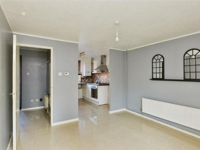 2 bedroom house to rent