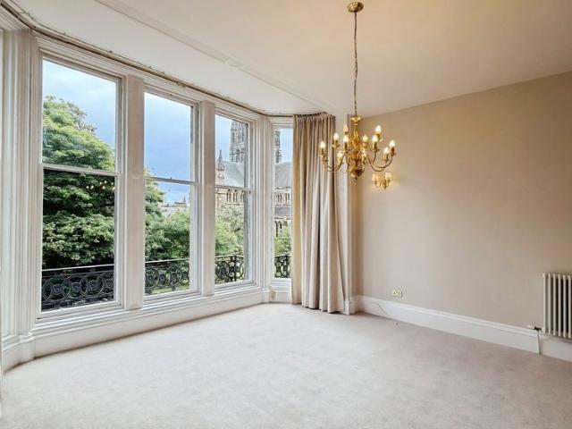 2 bedroom house to rent