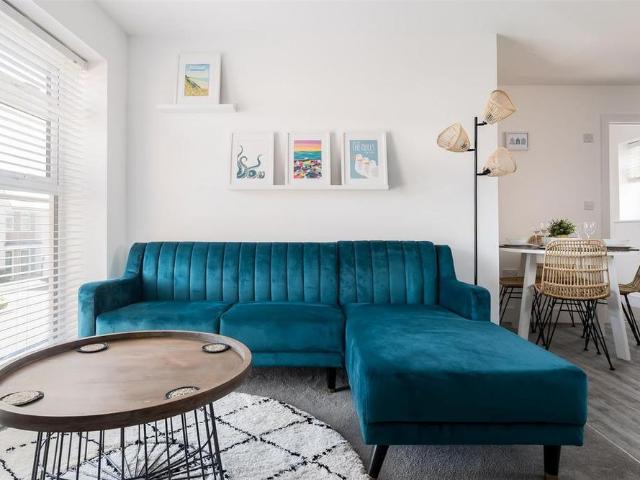 2 bedroom house to rent