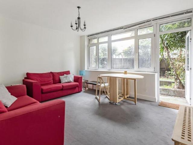 2 bedroom house to rent