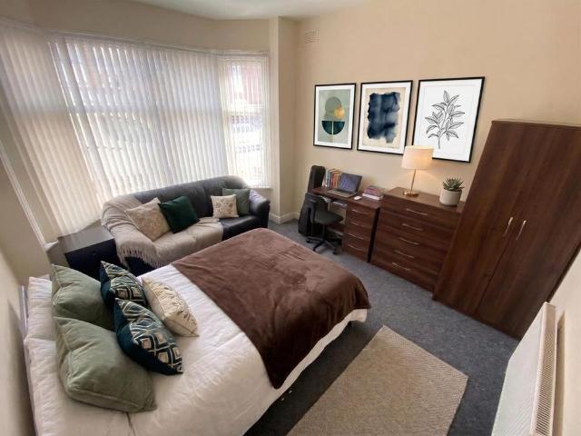 2 bedroom house to rent