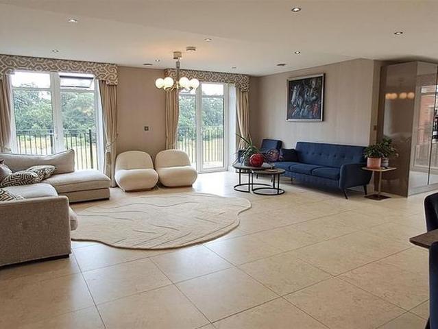 2 bedroom house to rent