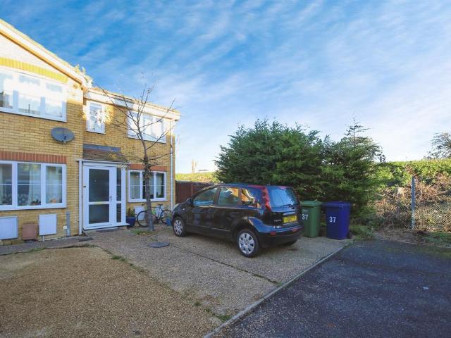 2 bedroom house to rent