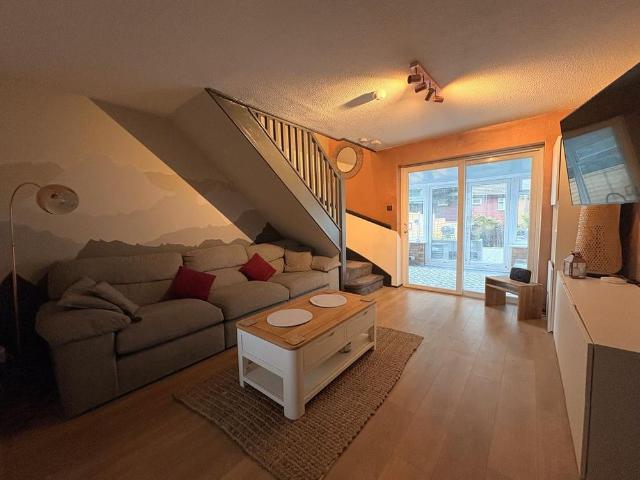 2 bedroom house to rent
