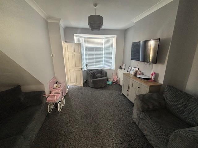 2 bedroom house to rent