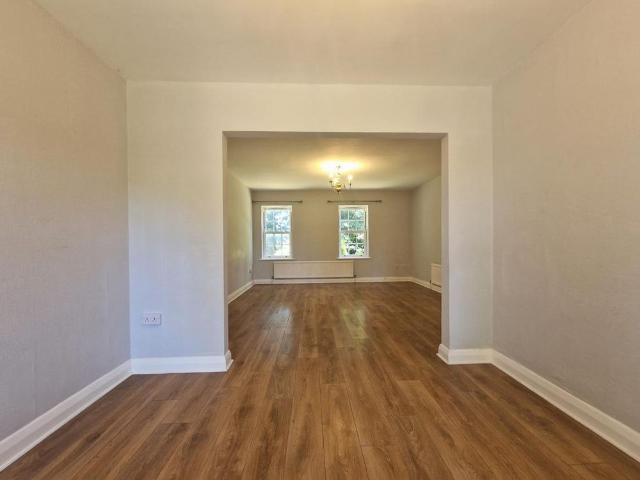 2 bedroom house to rent