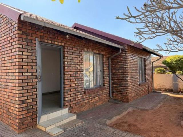 2 Bedroom House to Rent