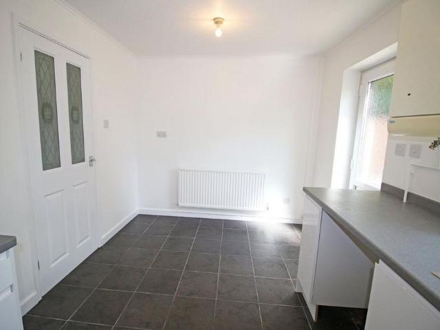 2 bedroom house to rent