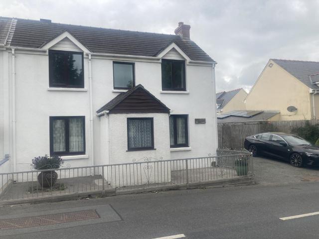 2 bedroom house to rent