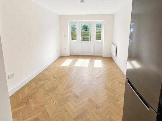 2 bedroom house to rent