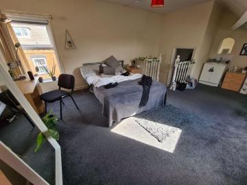 2 bedroom house to rent