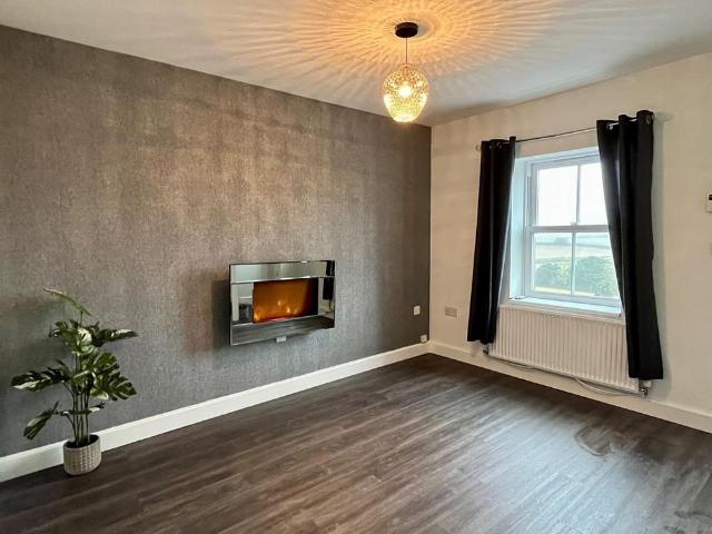 2 bedroom house to rent