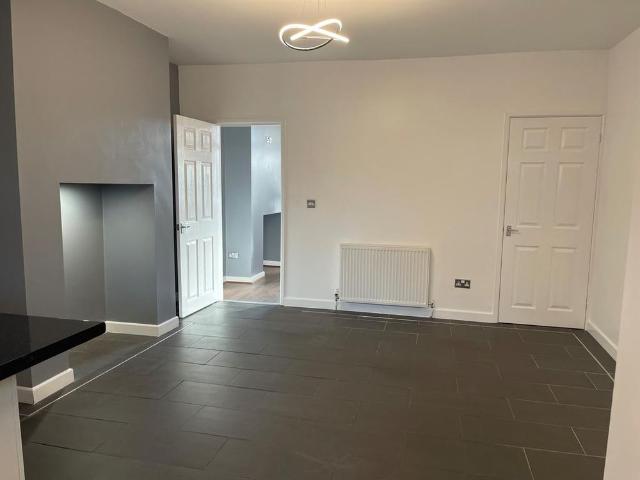 2 bedroom house to rent
