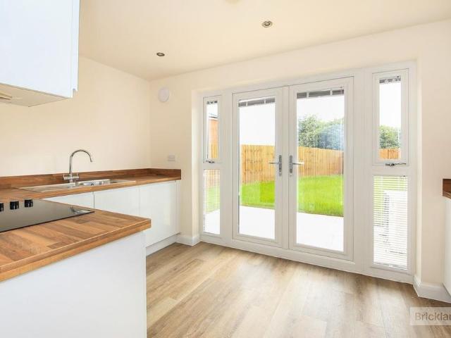 2 bedroom house to rent
