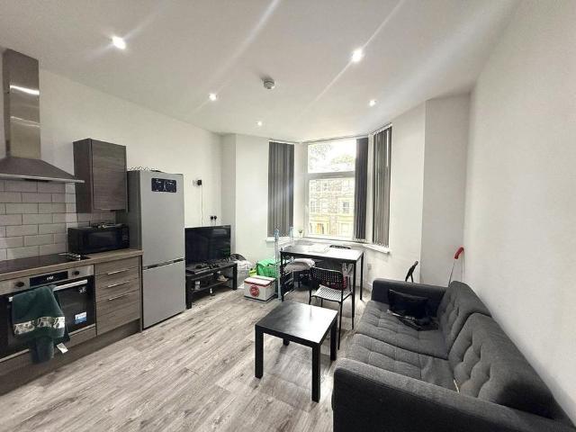 2 bedroom house to rent