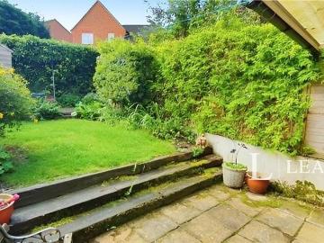 2 bedroom house to rent