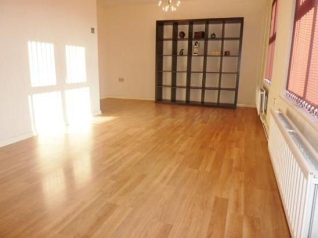 2 bedroom house to rent