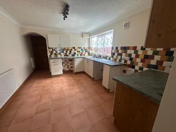 2 bedroom house to rent