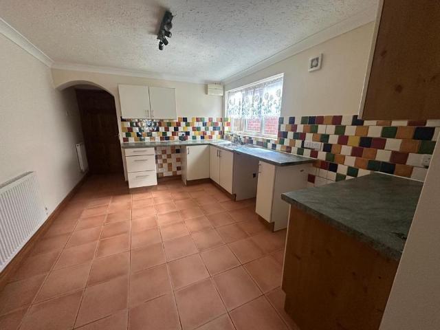 2 bedroom house to rent