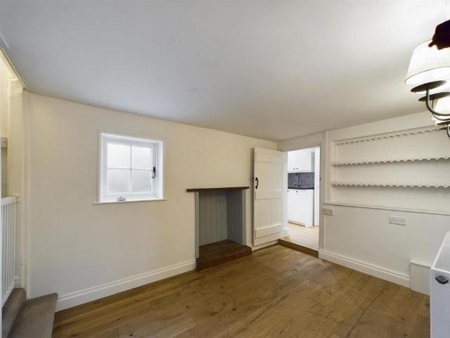 2 bedroom house to rent