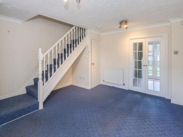 2 bedroom house to rent