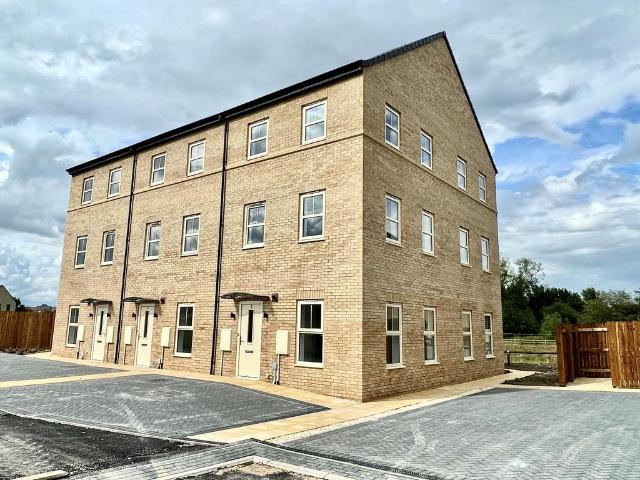 2 bedroom house to rent