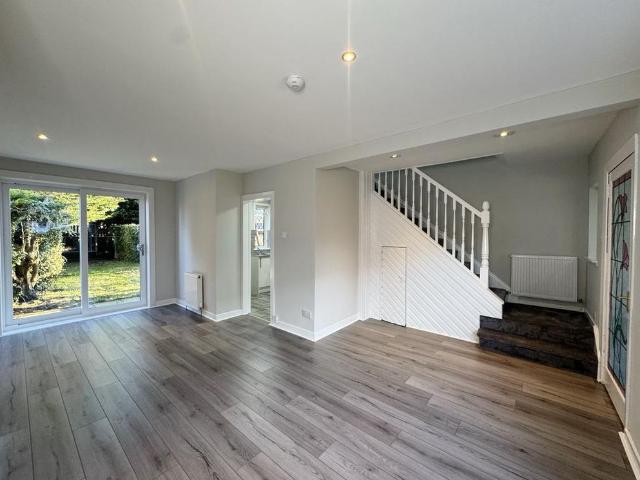 2 bedroom house to rent