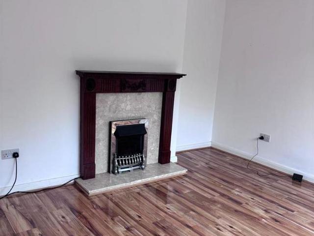 2 bedroom house to rent