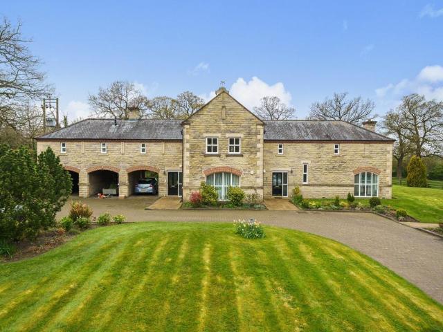 2 bedroom house to rent